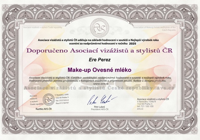 Ere Perez - Make-up Ovesné mléko doporučeno asociací vizážistů a stylistů črvelikosti